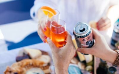 Sip in Style: 5 Refreshing Cocktails for Lake Cruising